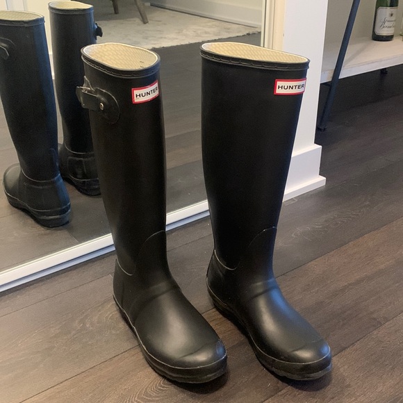 Hunter Shoes - Talk Black Matte Hunter Rain Boots